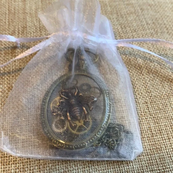 Honey Bee Steampunk Gears 30” Necklace One of a kind New - Picture 8 of 8